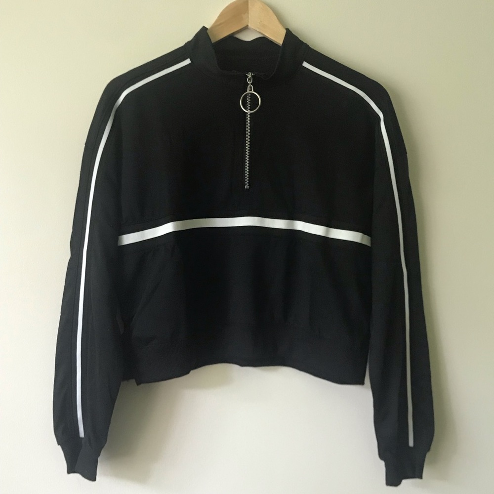 Black Pullover